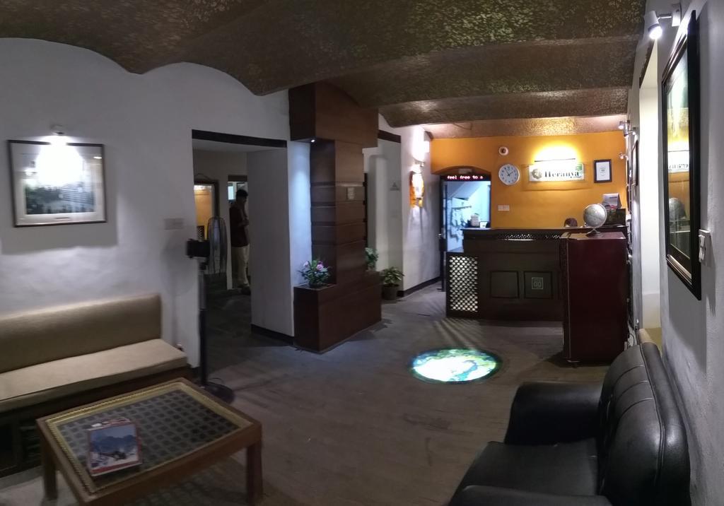 Hotel Heranya Kathmandu Buitenkant foto