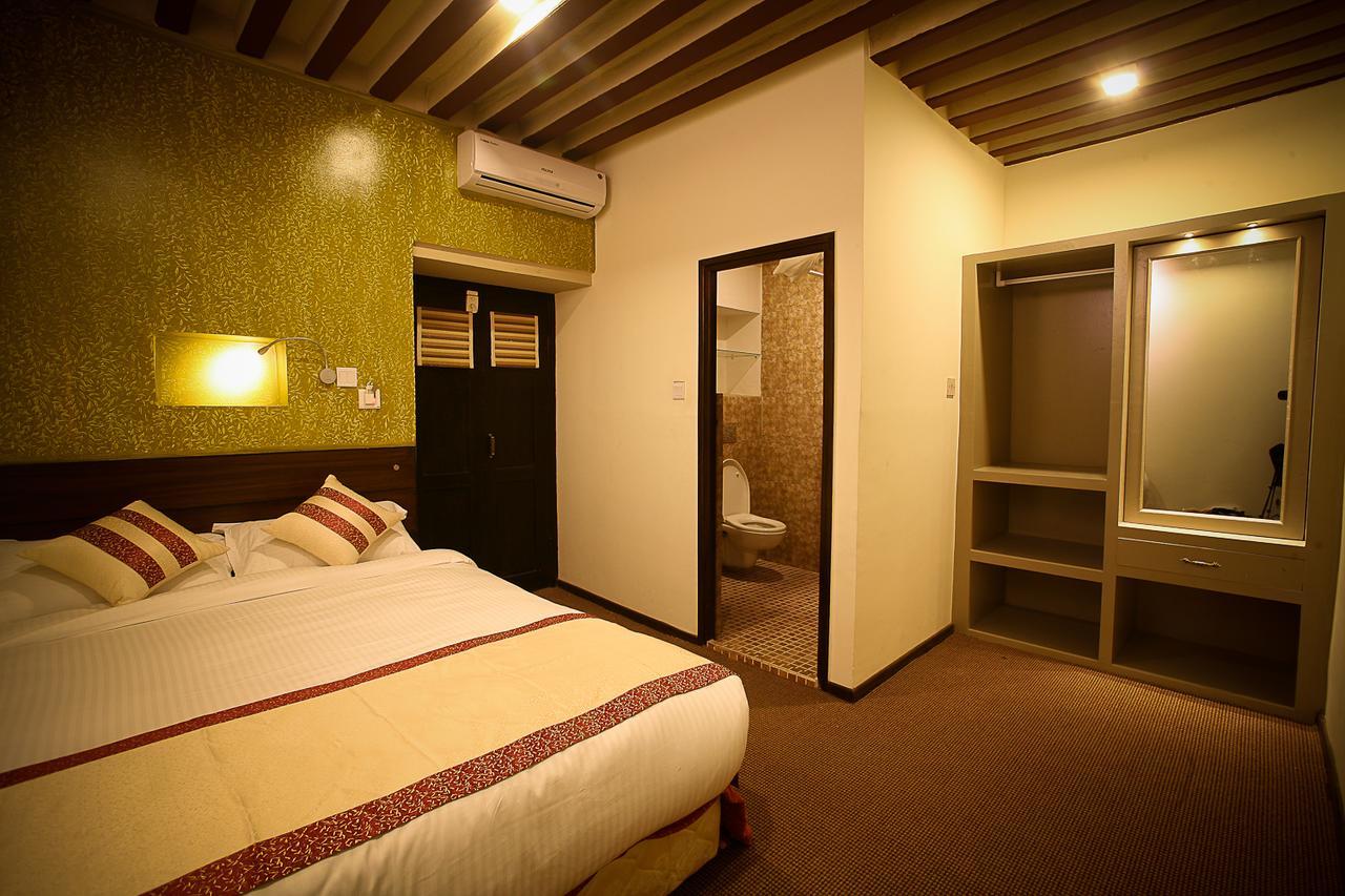 Hotel Heranya Kathmandu Buitenkant foto